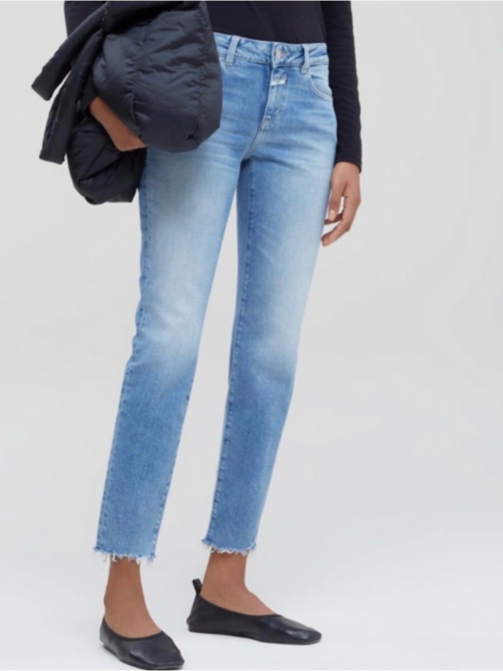 Closed Baker C91833 Italian Candiani Denim Slim Jeans Light Blue Hem Slit 26